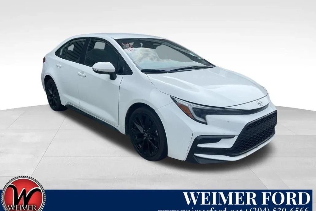 2024 Toyota Corolla SE photo 1