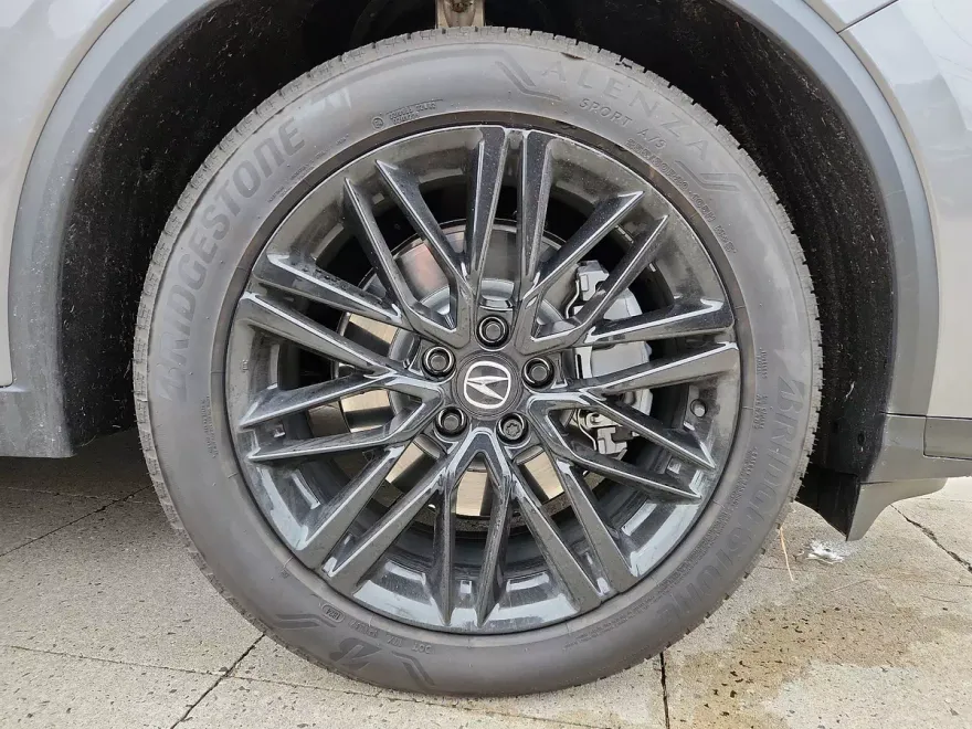 2025 Acura MDX A-Spec Advance photo 8