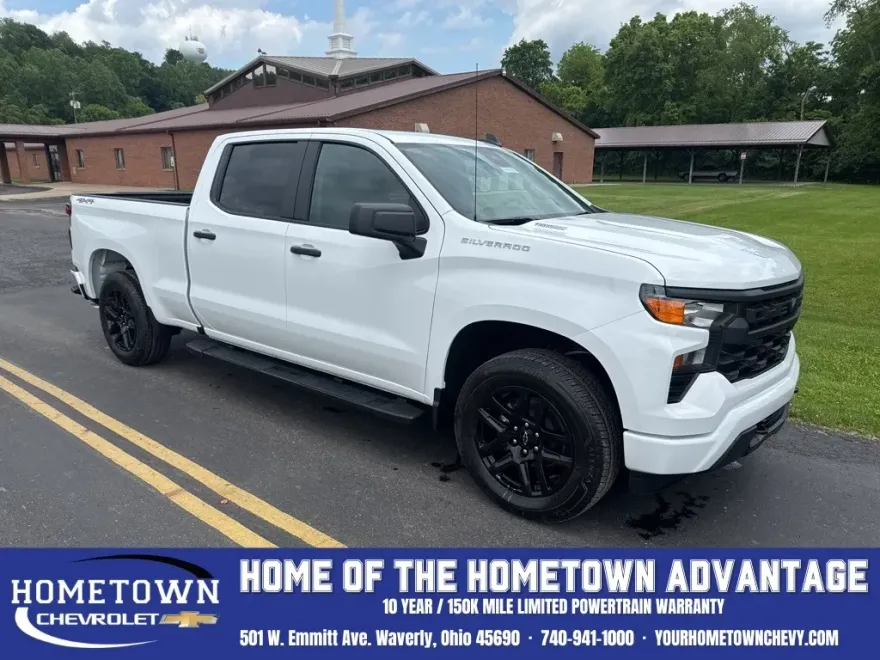 2025 Chevrolet Silverado 1500 Custom photo 1