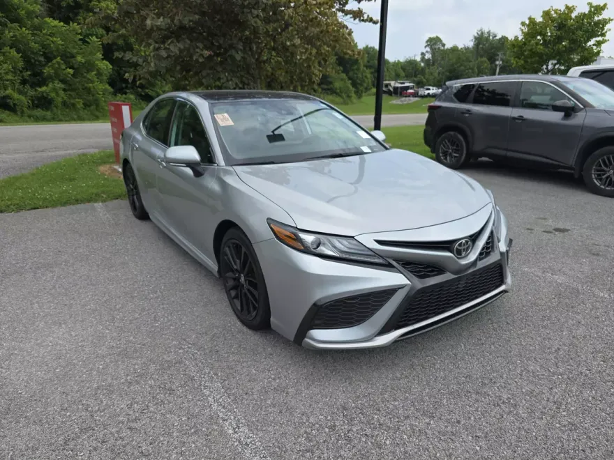 2022 Toyota Camry XSE photo 1