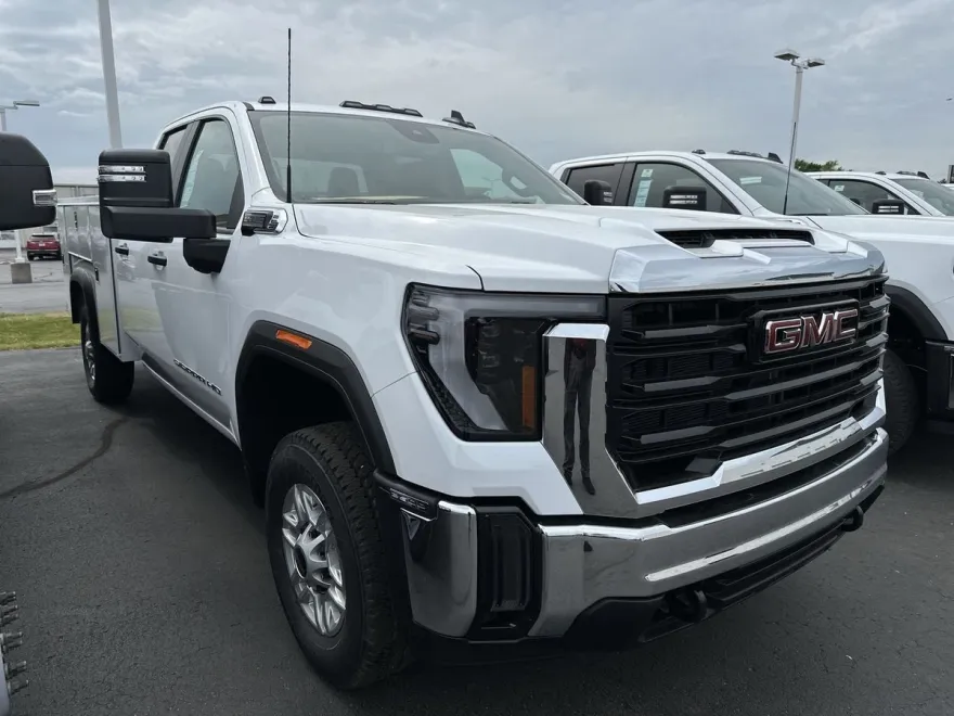 2025 Gmc Sierra 2500 HD Pro photo 1