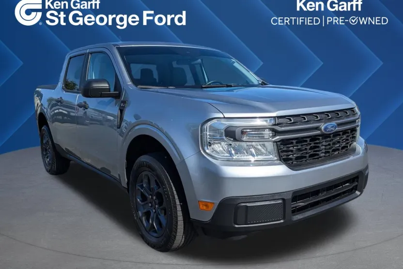 2022 Ford Maverick XLT photo 1
