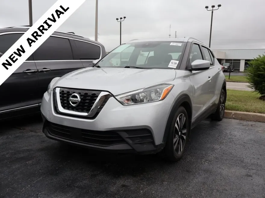 2019 Nissan Pathfinder SL photo 1