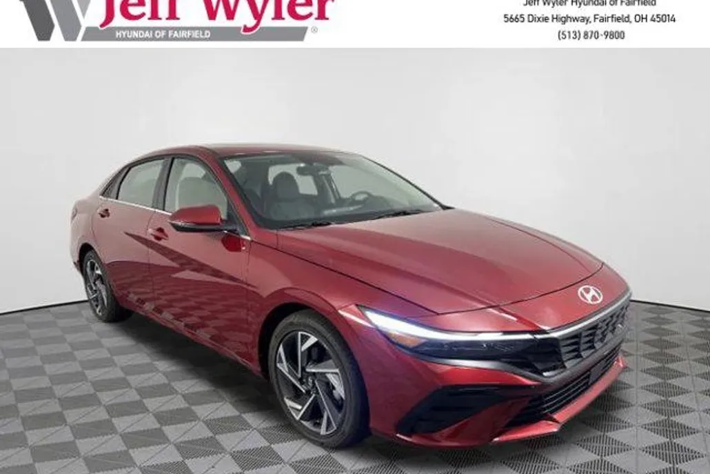 2025 Hyundai Elantra Limited photo 1