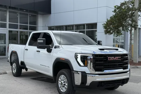 2024 Gmc Sierra 2500 HD Pro photo 3