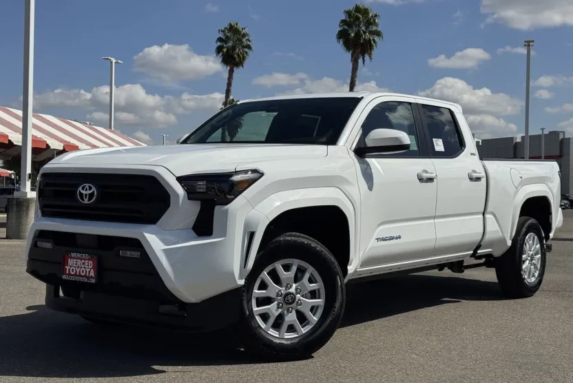2025 Toyota Tacoma SR5 Double Cab photo 1