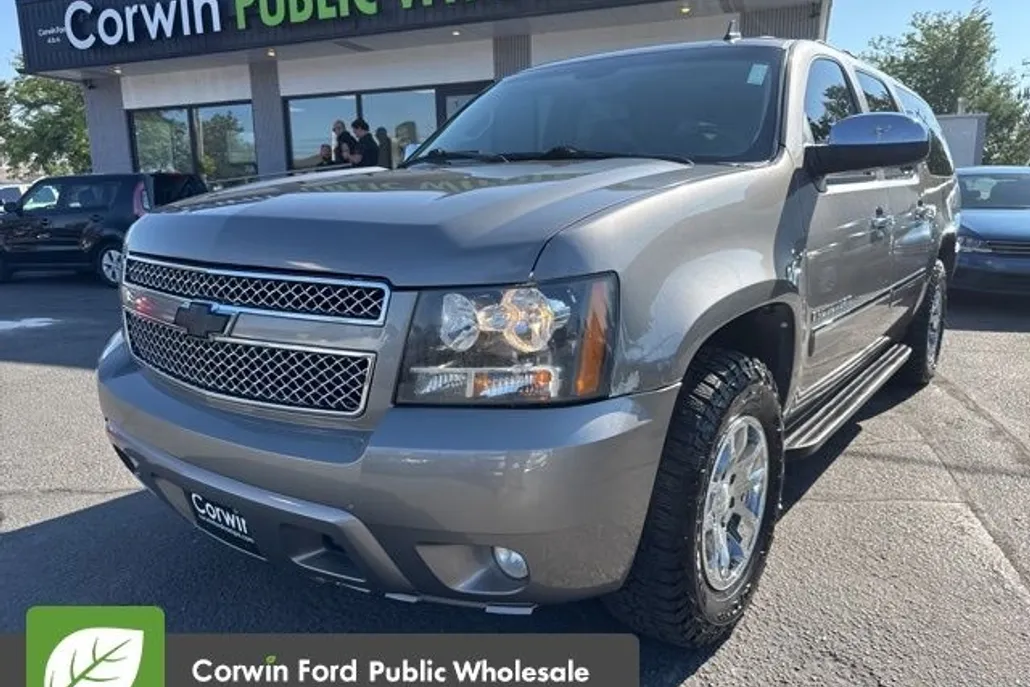 2009 Chevrolet Suburban 1500 LTZ photo 1