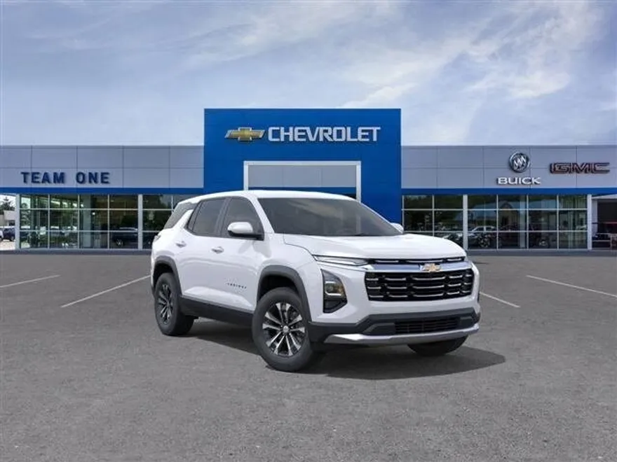 2026 Chevrolet Equinox LT photo 1