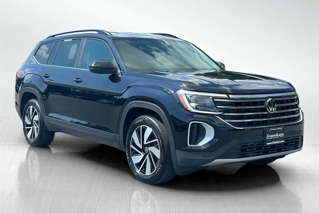 2024 Volkswagen Atlas SE Technology photo 1