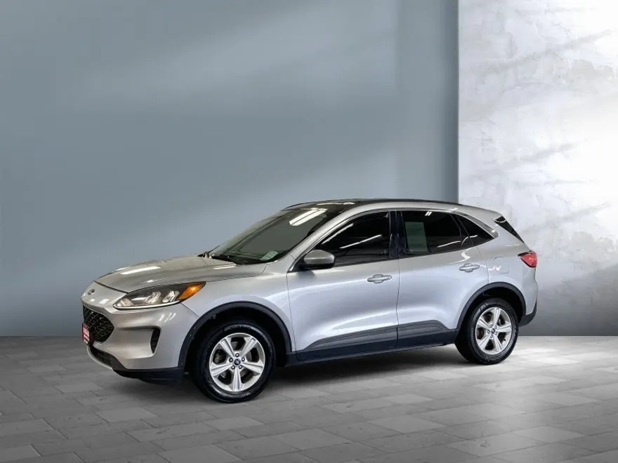 2020 Ford Escape SE photo 1