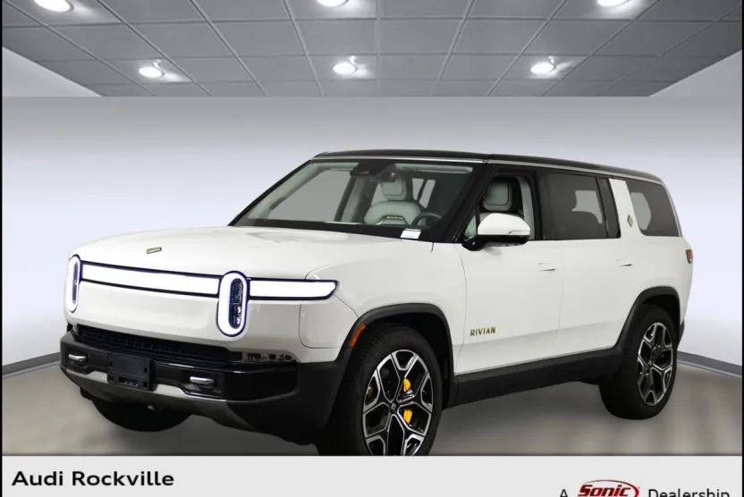 2024 Rivian R1S Adventure photo 1