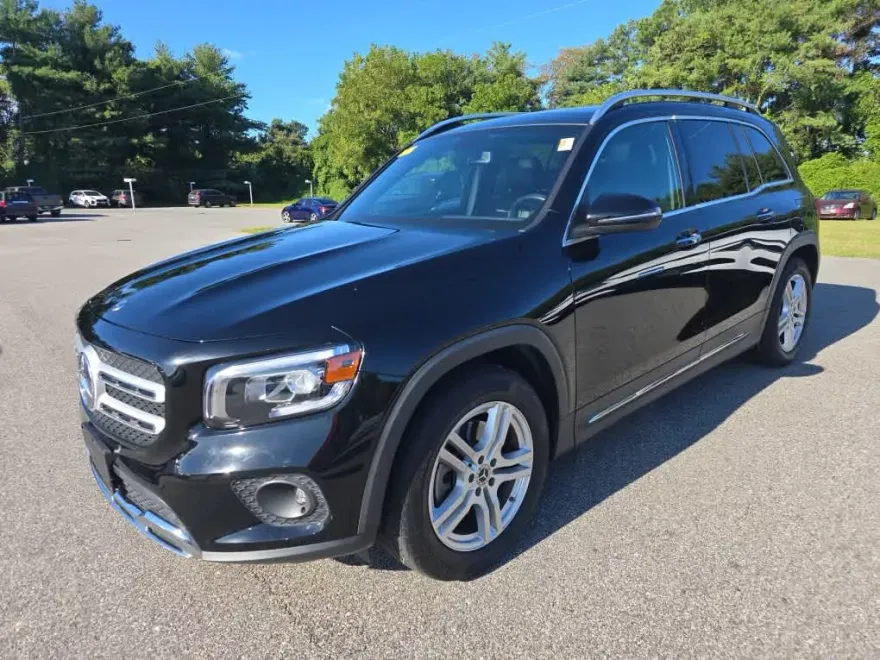 2021 Mercedes Benz GLB 250 4MATIC photo 1