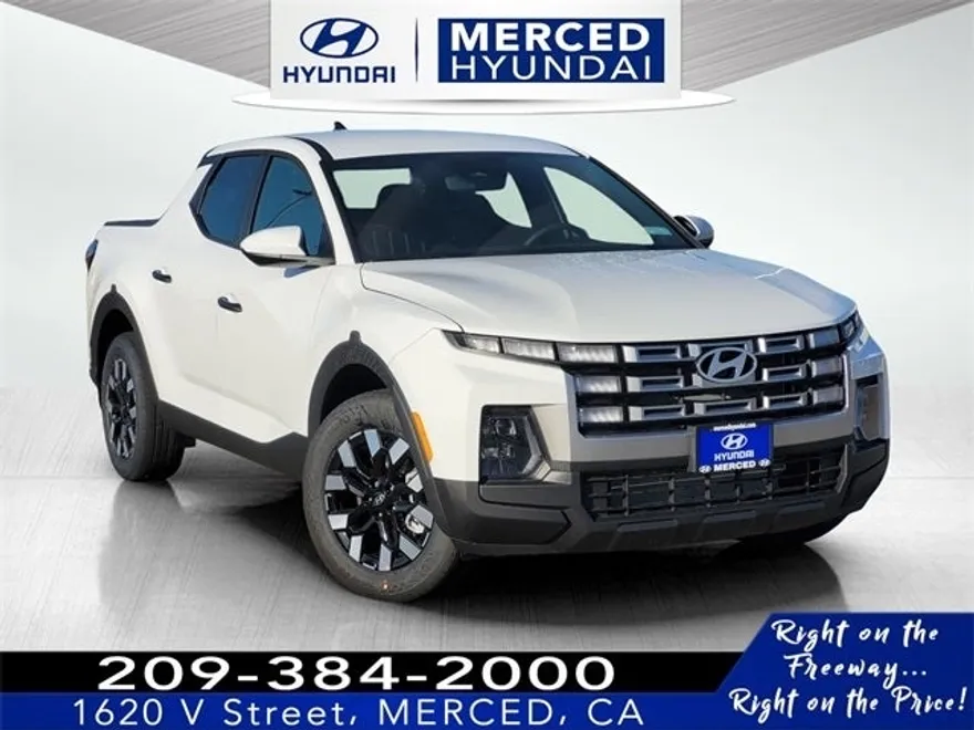 2025 Hyundai Santa Cruz SE photo 1
