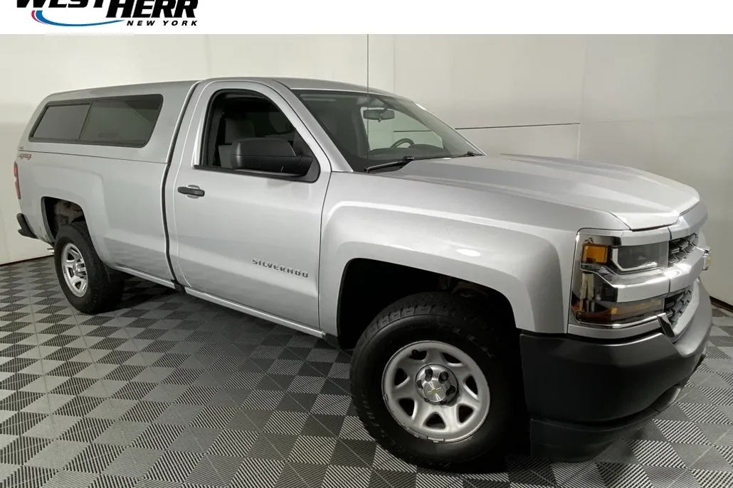 2018 Chevrolet Silverado 1500 photo 1