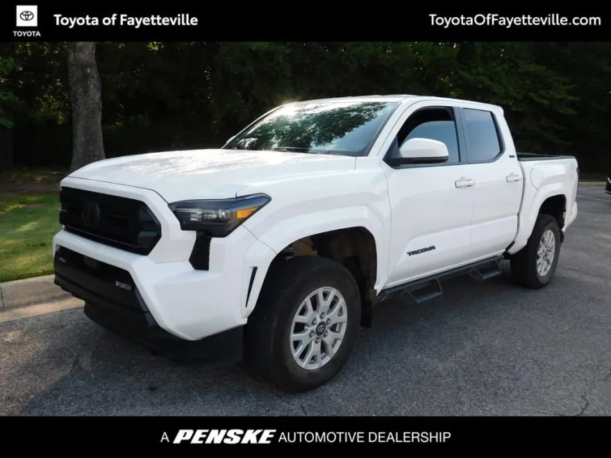 2024 Toyota Tacoma SR5 photo 1