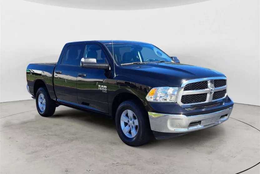 2023 Ram 1500 Classic SLT photo 1
