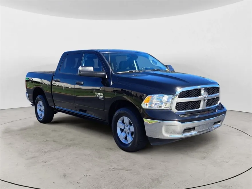 2023 Ram 1500 Classic SLT photo 1