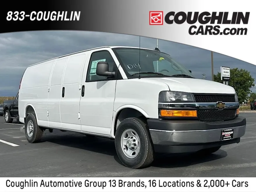 2025 Chevrolet Express Cargo 3500 photo 1