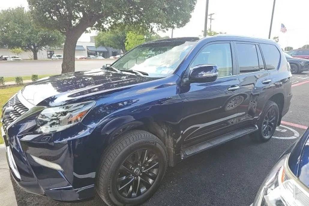 2023 Lexus GX 460 photo 1