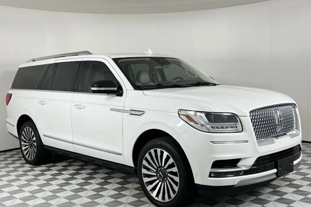 2021 Lincoln Navigator L Reserve photo 1