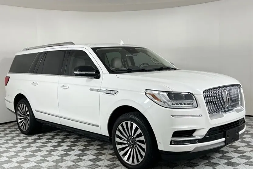 2021 Lincoln Navigator L Reserve photo 1