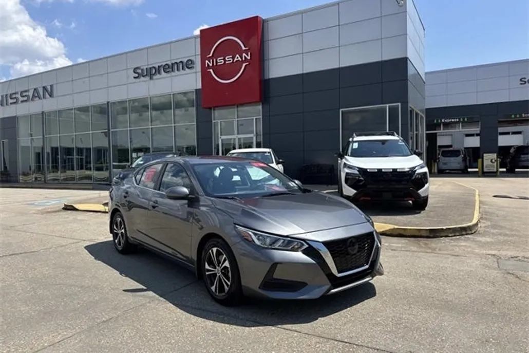 2022 Nissan Sentra SV photo 1