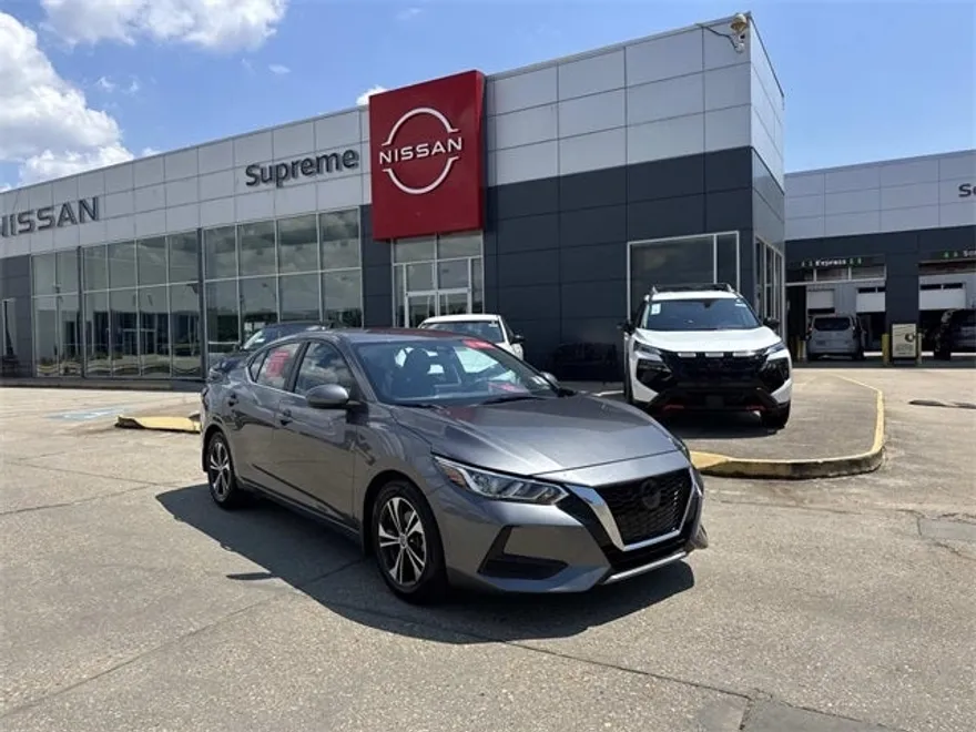 2022 Nissan Sentra SV photo 1