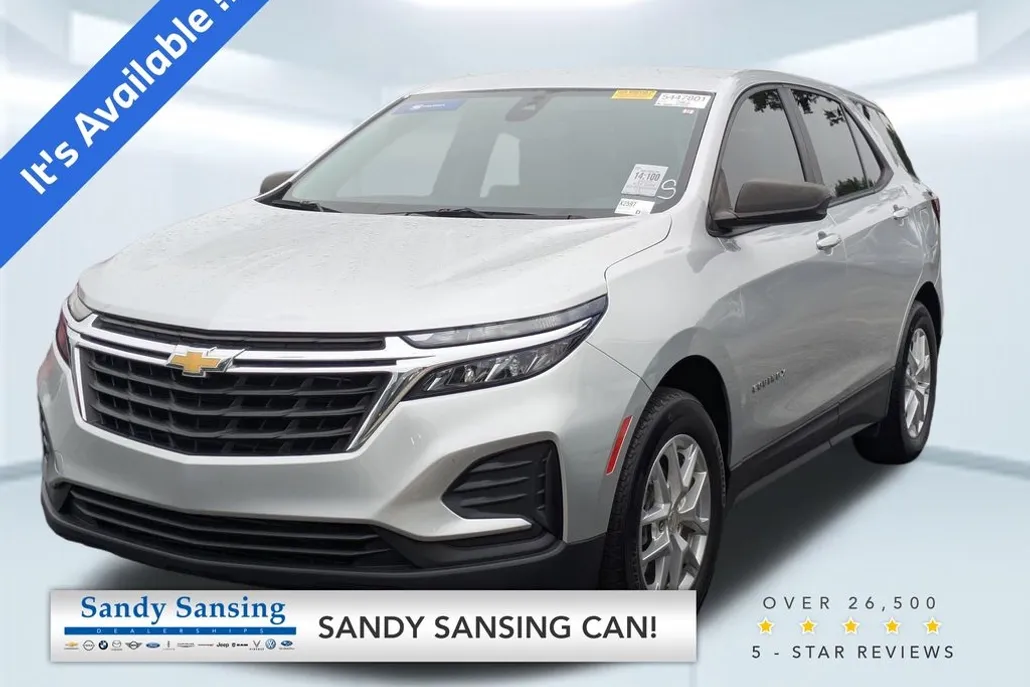 2022 Chevrolet Equinox LS photo 1