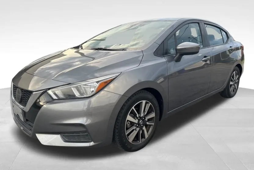 2020 Nissan Versa 1.6 SV photo 1