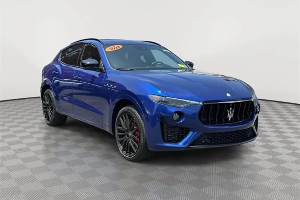 2024 Maserati Levante Modena photo 1