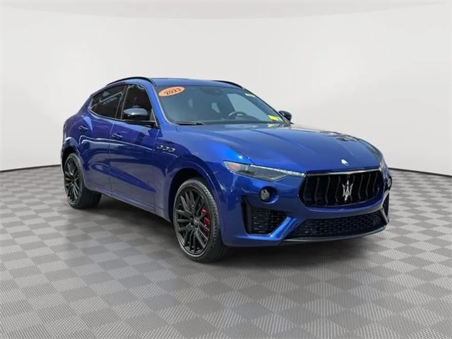 2024 Maserati Levante Modena photo 1