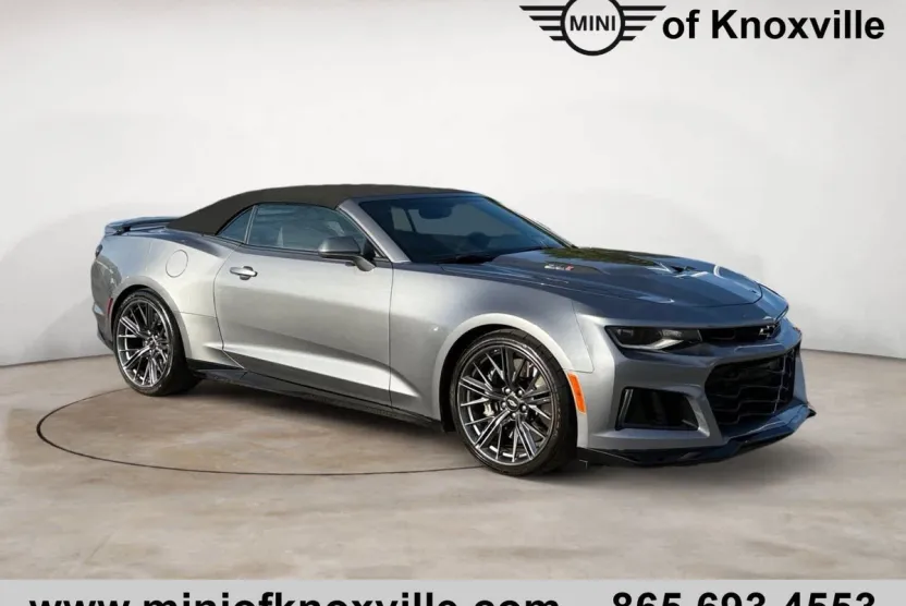 2022 Chevrolet Camaro ZL1 photo 1