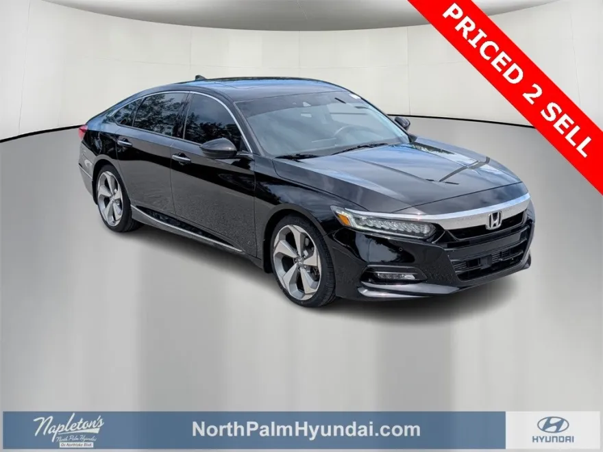 2018 Honda Accord Touring photo 1