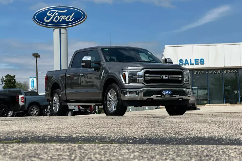 2024 Ford F-150 Lariat photo 1