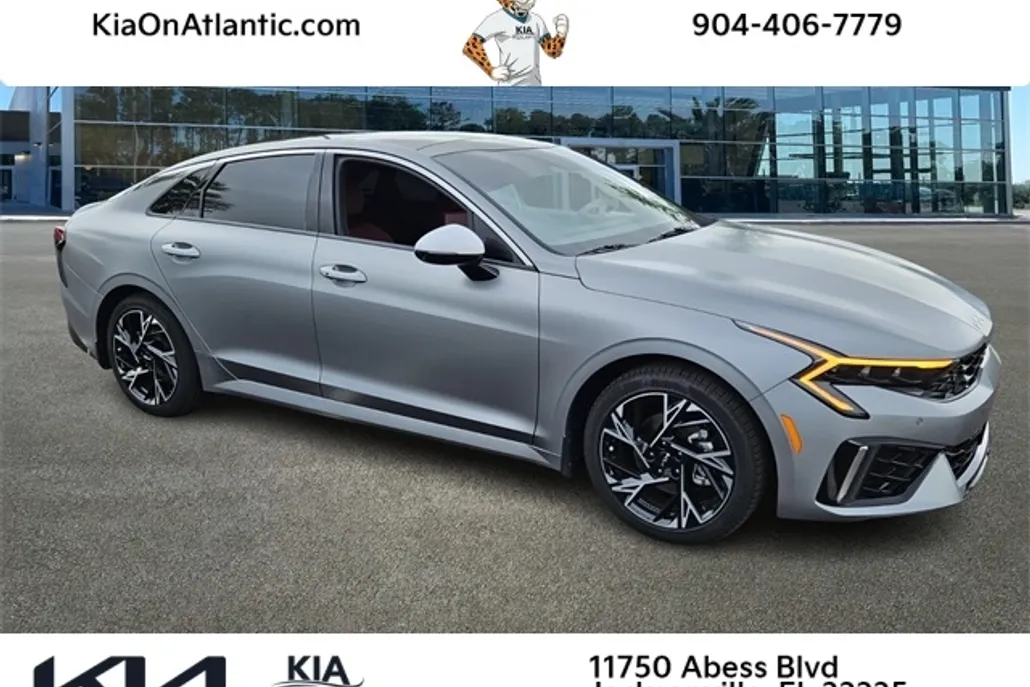 2025 Kia K5 GT-Line photo 1