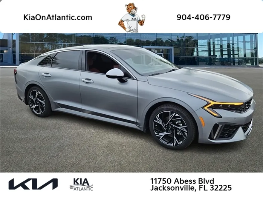 2025 Kia K5 GT-Line photo 1