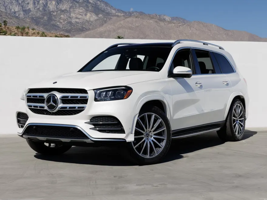 2023 Mercedes Benz GLS 450 4MATIC photo 1