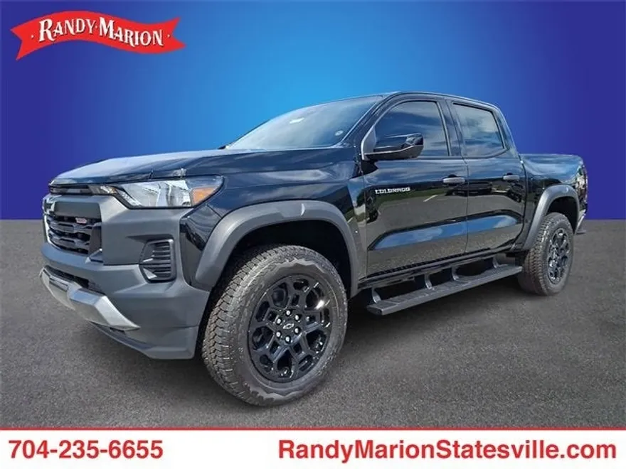 2026 Chevrolet Colorado Trail Boss photo 1