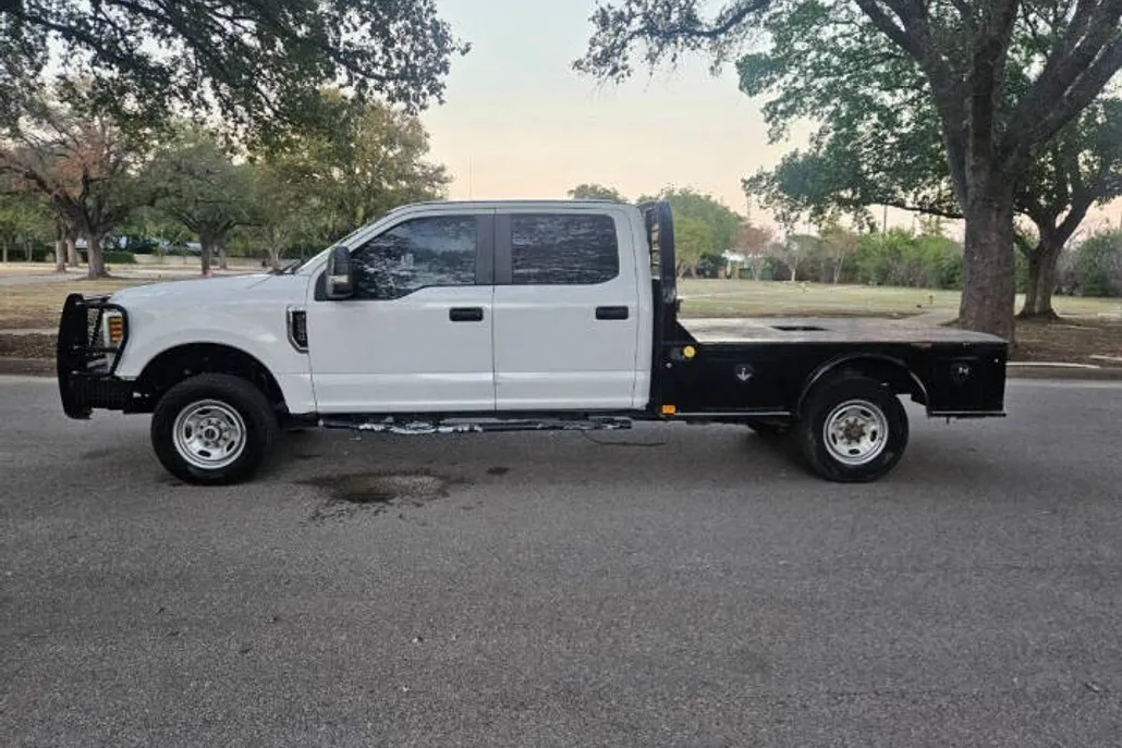 2019 Ford F-250 XL photo 1