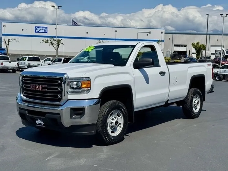 2017 Gmc Sierra Base photo 1