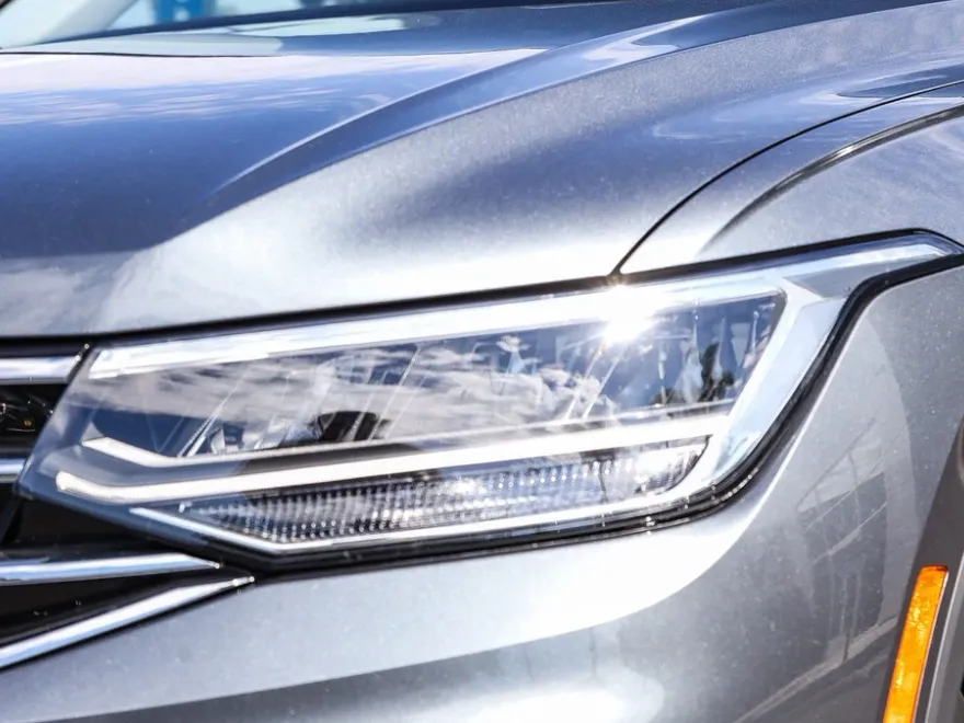 2024 Volkswagen Tiguan Wolfsburg Edition photo 1