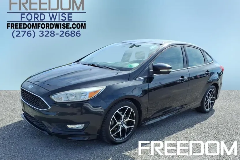 2015 Ford Focus SE photo 1