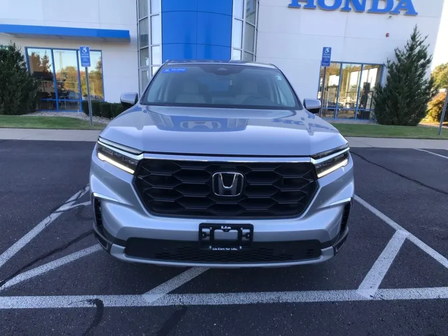 2024 Honda Pilot EX-L photo 1