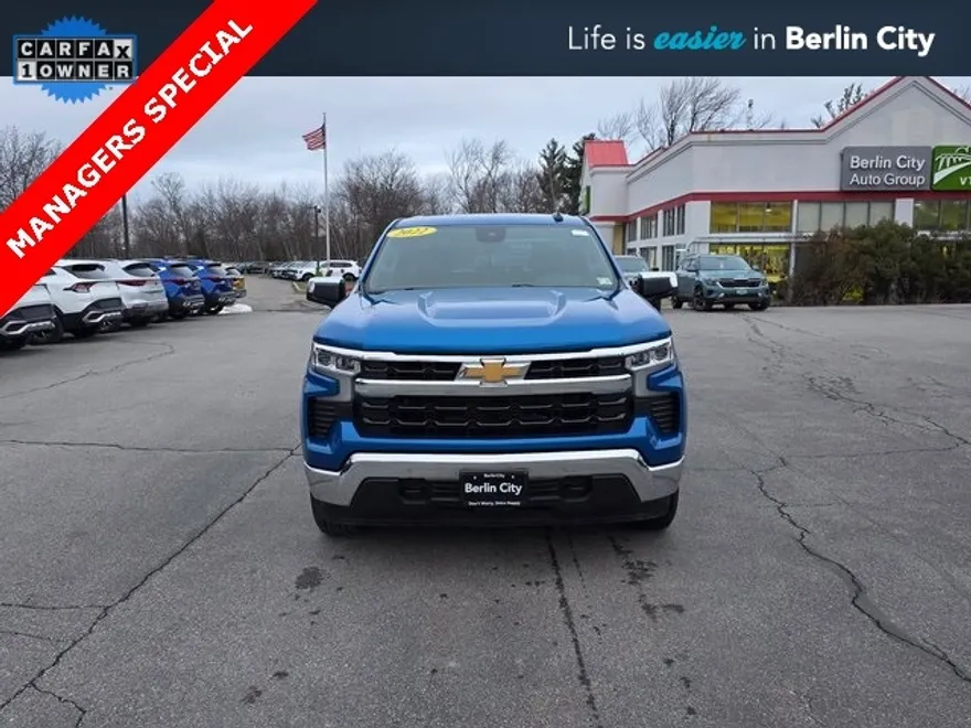 2022 Chevrolet Silverado 1500 LT photo 1