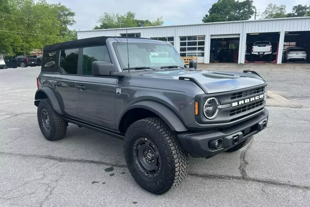 2025 Ford Bronco Big Bend photo 1