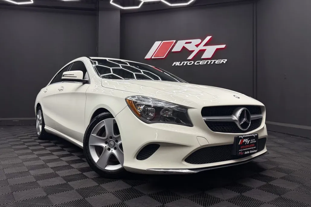 2018 Mercedes Benz CLA 250 photo 1