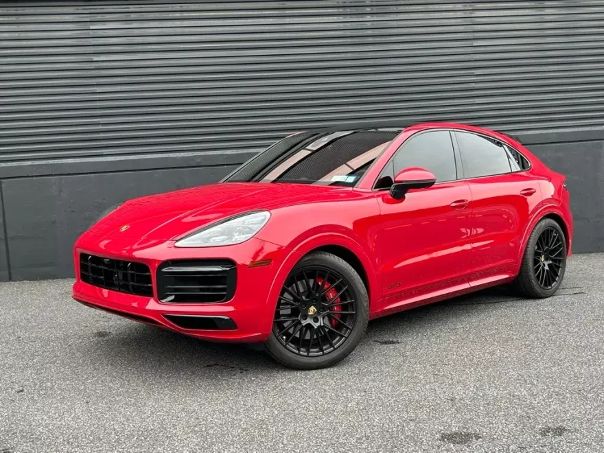 2023 Porsche Cayenne Coupe GTS photo 1