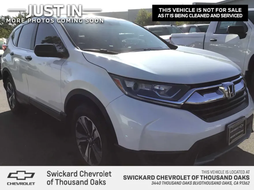 2017 Honda CR-V LX photo 1
