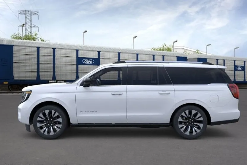 2025 Ford Expedition MAX Platinum photo 1