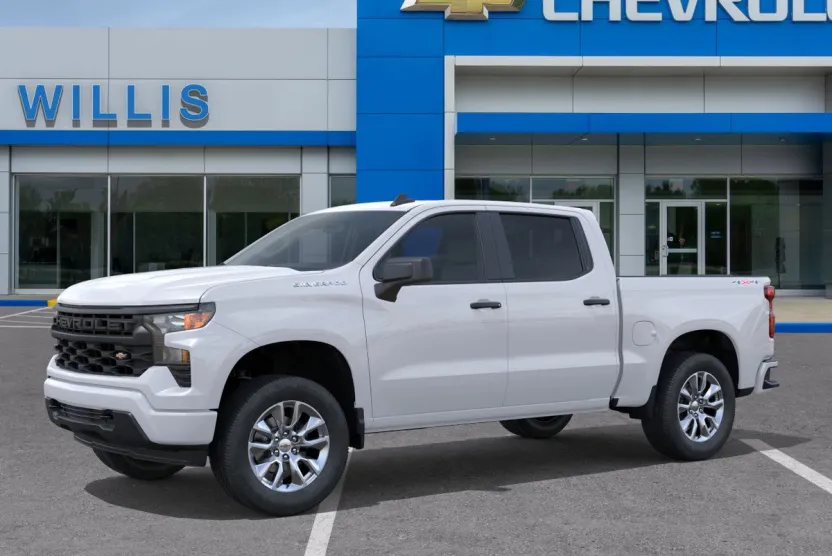 2025 Chevrolet Silverado 1500 Custom photo 1